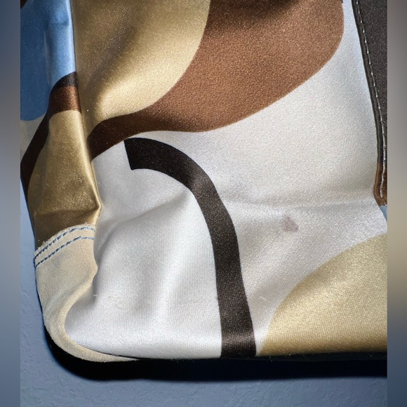 Coach Handbag - Picture 6 of 8